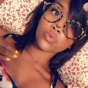 Meet your Posher, Marieee